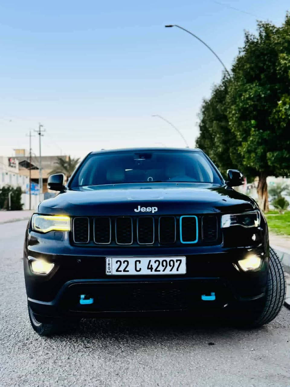 Limited - 2017 جيب كراند شيروكي /
وارد خليجي
Jeep Grand Cherokee 2017 - Limited
المحرك : 6V / 3.6
المواصفات:
مع قرص تحكم بوضعيات الدفع الرباعي والقياد 1 *
- وضعية السبورت مع شفتات خلف الستيرن
- الغاء وتشغيل وضعية ال Eco وال Auto Stop لاطفاء المحرك عند التوقف في التقاطعات
- كشنات جلد كهربائية
- تدفئة وتبريد المقاعد الاماميه و سترين +مقاعد خلفيه تدفئه
- شاشة كبيرة
- سقف بنوراما
- حساسات
-تشغيل عن بعد
- مانع انزلاق
- مثبت سرعة
- صندوق كهربائي مع اغلاق شفط
- نضام بيركات ABS
- كل مواصفات السيارة الفول Limited
الحادث: بالعراق
- موضح بالصوره بيها صبغ جاملغ وخشم البنيد 
الرقم : اربيل - بإسمي ، تحويا ، مباشر
مكان السياره كربلاء
***********
السعر ( 220 وبيه مجال بسيط )
