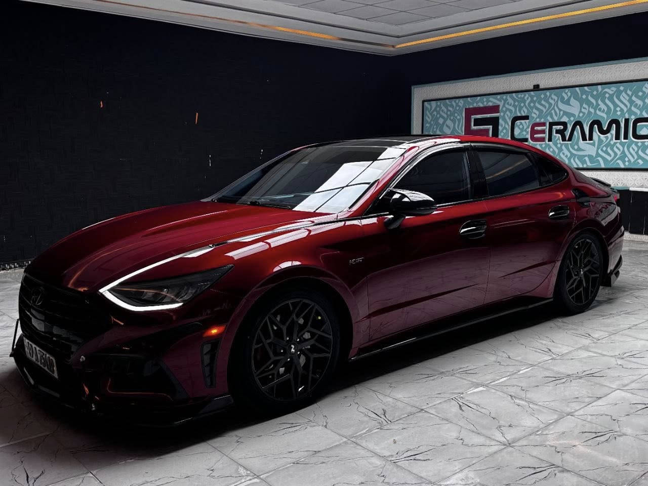 سوناتا ان لاين ماروني مميز 

‏Hyundai Sonata N Line 

موديل 2023 / رقم كربلاء تحويل مباشر

وارد امريكي ضررها  جداً بسيط بدون دواخل

 ضربت خلفيه قبق جنطه 

موضح صور الحادث بالمنشور 

المواصفات فول ان لاين :

- محرك حجم 2500 تيربو 

- فتحة سقف بانوراما 

- كيجات دجتال شاشة

- بصمة تشغيل + ابواب

- تشغيل عن بعد

- غرفة كشنات رياضية N

- شاشة و كاميرا دوارة

- شفتات ستيرن تبترونك

- حساسات جانبيه BlindSpot

- رادار امامي / خلفي / نظام تحديد مسار

- توقف ذاتي AutoHold

- اربع انظمة قيادة 

- ويل حجم 20 N

- هاند بريك بصمة كهربائي

- اضاءة LED داخلية الوان متغيره

- اشارة بالمري + مري قلاب ع بگ

- صندوق ذكي عند الاقتراب

- لد امامي و زينون عالي ناصي كشافات

- ماسحات اوتو + جام اوتو

- كشنات جلد كهرباء / كشنات تدفئه تبريد

- نظام ترحيب عند الاقتراب

- دوسات سبورت

- سستم صوت 8 سماعات BOSE

السعر  210 مع مجال بسيط

جاهزة كلش ترايها زيرو

محرك و كير مكفول و تخم تاير جديد

مكان السيارة : كربلاء 

السياره عليه نانو سيراميك وتفليف bbf

في اجزاء السياره مقدمت الدعاميه والبنيد 

تغليف مانع الصوت والحراره  داخل السياره

تغليف الزجاج عازل حراري وأضافة أناره داخليه

وأضافه فتحات صالنصه رياضي من مركز شنايدر سعر ١٥٠ دولار

***********للاستفسار اتصال فقط
