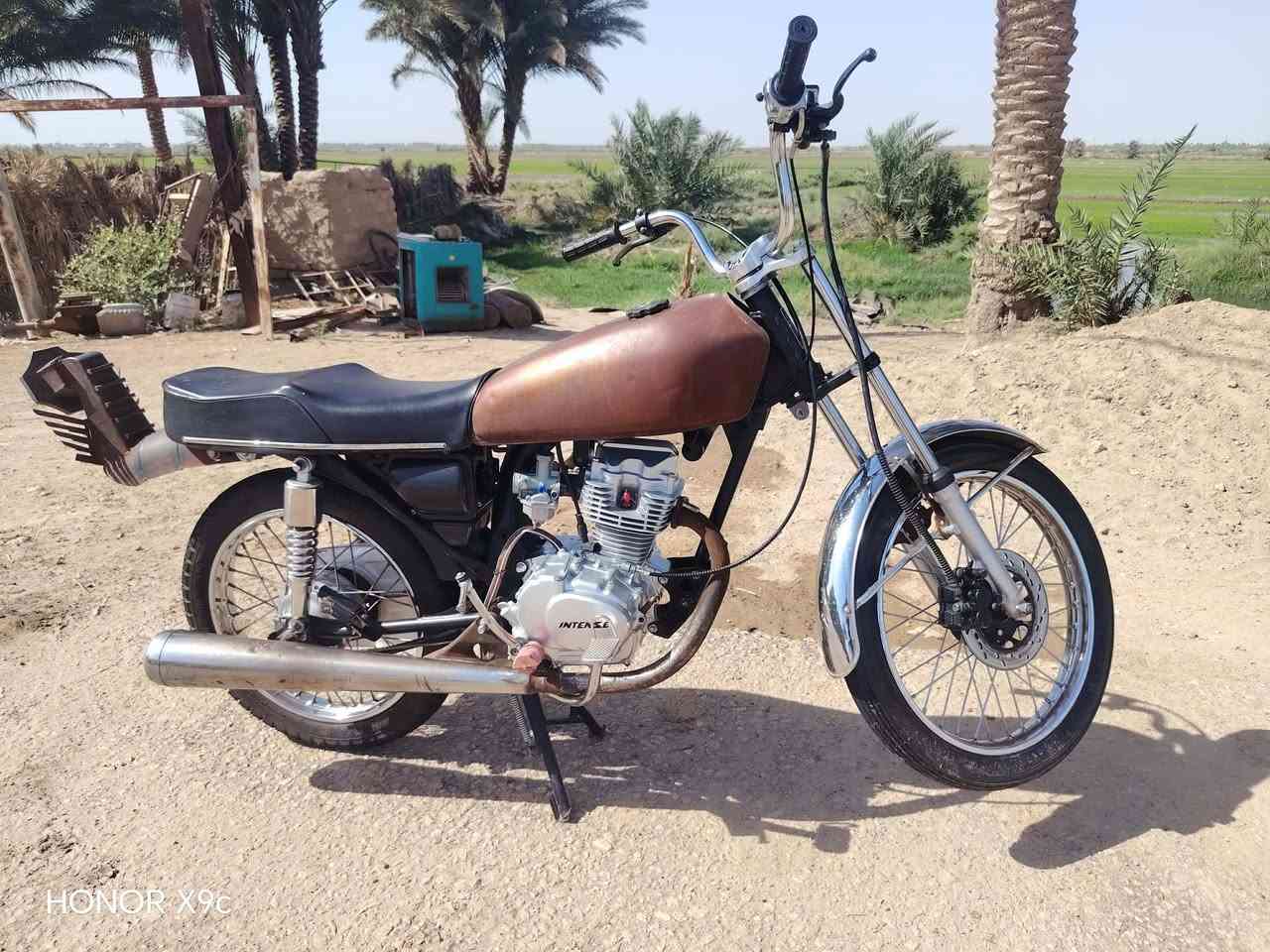 السلام عليكم دراجه للبيع امتياز اوراق اصولي مداور ثاني يوم مو سكنر شاصي 20 وتعميره اصلي 25 دراجه نشطه او حلوه شوفت عينك سعر 700 وبيها مجال مكان نجف  لمو شراي لا يرسل 👍🏻تواصل ***********
