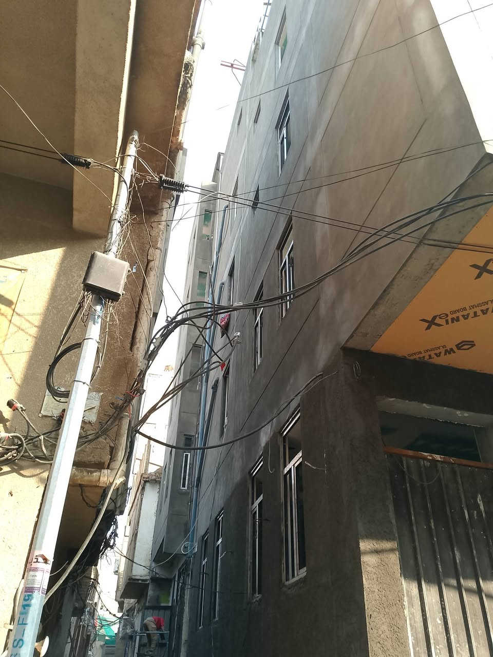 سلام عليكم خلفه لباخ  متفرق مصاطر ‪***********‬‏
