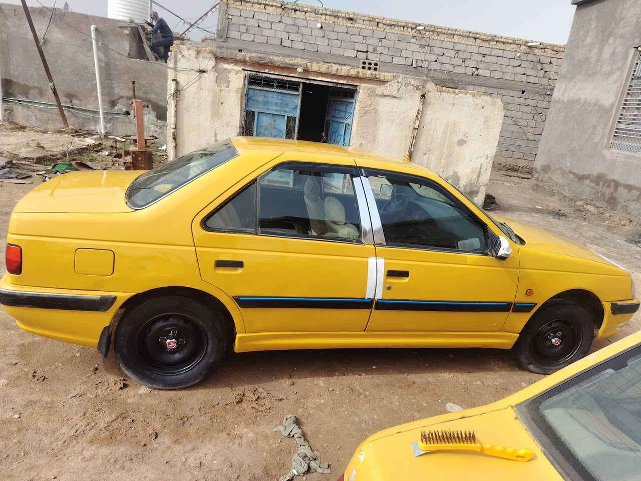 بيجو بارص موديل ١٠ كفاله عامه استخدام شخصي صبغه فرن ٦٥٠ الف يعني صبغتهه حالهه حال ال٢٠ وحداديه كير مكينه استوهه مجفته خير من الله بسمنه كامله مكمله تحويل ثاني يوم بيع مستعجل ٢٨ ورقه وبيهه مجال بسيط ماكو هيج سعر لهاي النظافه مكان السياره سماوه الصفران الكرامه واعتذر عن الاطاله *********** هاذه رقمي الاستفسار
