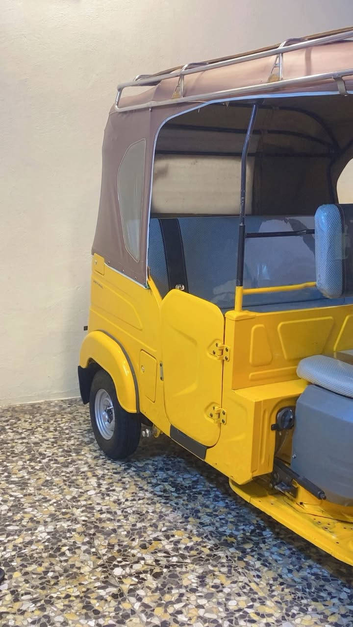 تكاتك بيع سعر ٩٣٠٠ بي مجال ***********
