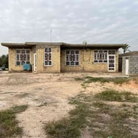 دار للبيع المساحه الكليه 500 متر مساحة البناء فقط 255 متر يتكون من است...