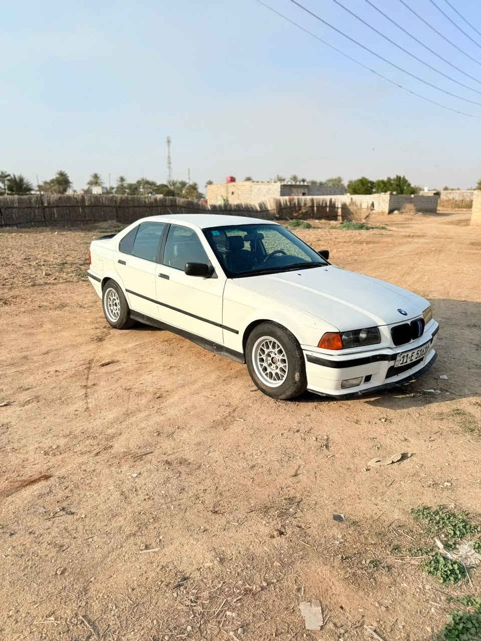 سلام عليكم بيم 36 
مكينه ٤سلندر
كير عادي خير من الله هوه ولمكينه
مصبوقه حزام
سياره بسمي مشروع وطني مصفره
سياره كامله مكمله كلشي شغال
شلعه معدل فول
داخل جلد
تبريد شغال
بجم M
كهربايات كامله ونضيفه
سياره ما تصرف لو ربع عليه
سعر 57وبيه مجال
مكان واسط عزيزيه
رقم***********
