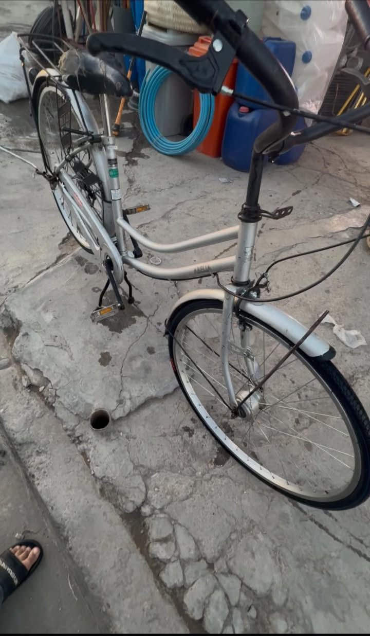 سلام عليكم باسكل لبيع نضيف وسعر ٧٠وبي مجال ومكاني الامين الثانيه وشراي يدخل خاص ***********👍🏻🍃(تايرات جدد وجوابه جدد)🤷🏻
