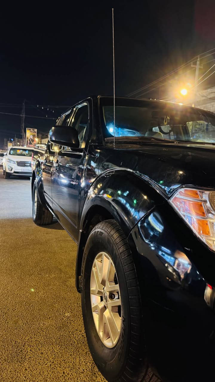 نيسان فنتيره 2016 
رقم بغداد وارد امريكي 
ضربته جاملغ وبنيد 
محرك مفتوح 
*********** البصرة, العراق
