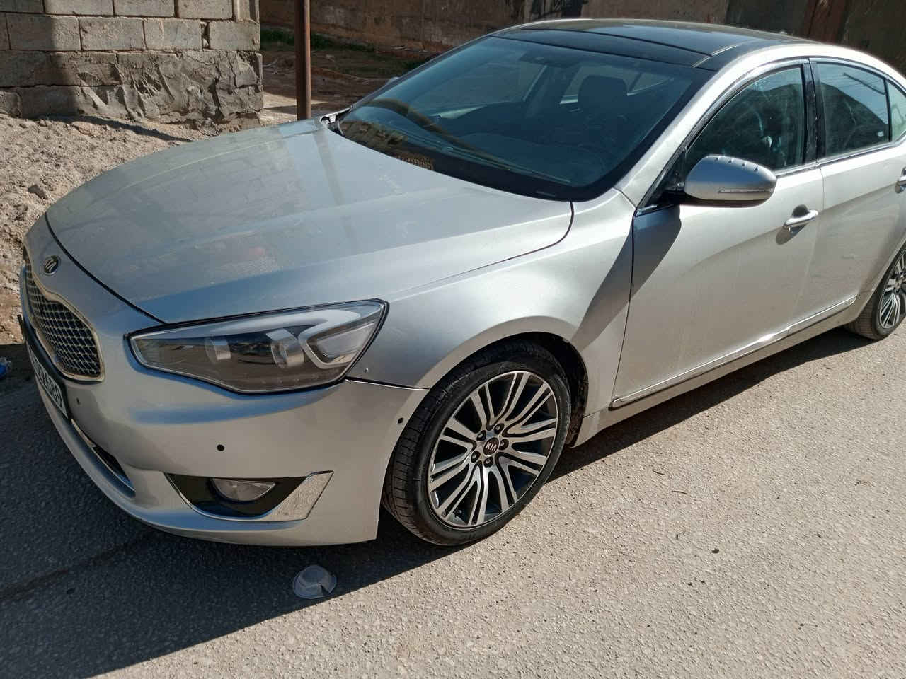 السلام عليكم كيا كادنزا موديل 16وارد امريكي فول مواصفات 3قطع صبغ رقم سليمانية الجديد  مكاني بابل الإسكندرية السعر 120وبيها مجال الاتصال ***********
