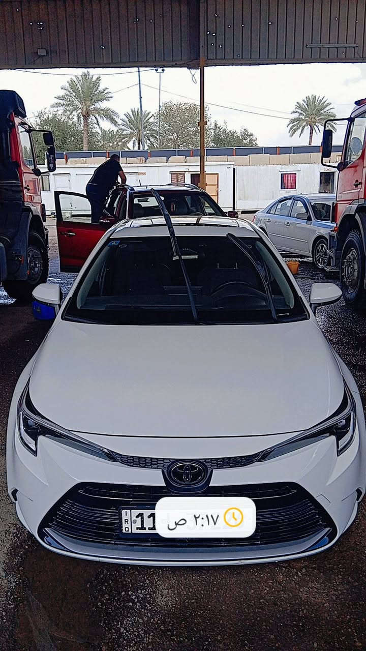 مديل 25
شكل امريكي
مكفوله 
ماشيه خمستلف 
صارلي شهر ونص من معرض منزله
باقي تفاصيل اتصال
***********
عنوان بغداد
