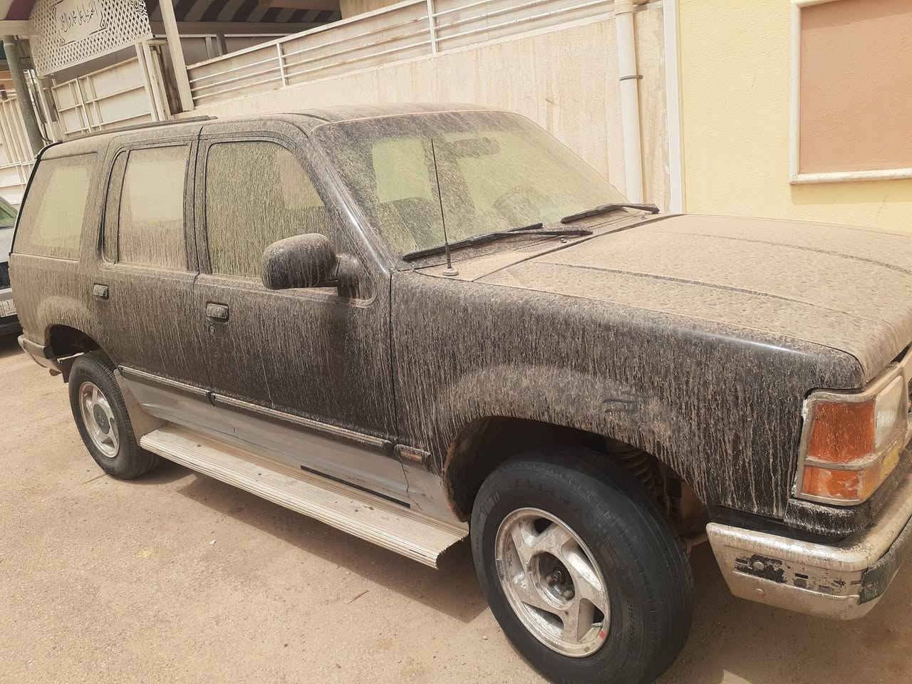 فورد رقم ذي قار سنويه ال٢٨ تحويل مباشر مكينه وكير ٢.٥ نضاف حداديه تايرات عوزهه ترتيب بسيط العنوان ناصريه السعر ٢٥ بيه مجال ***********
