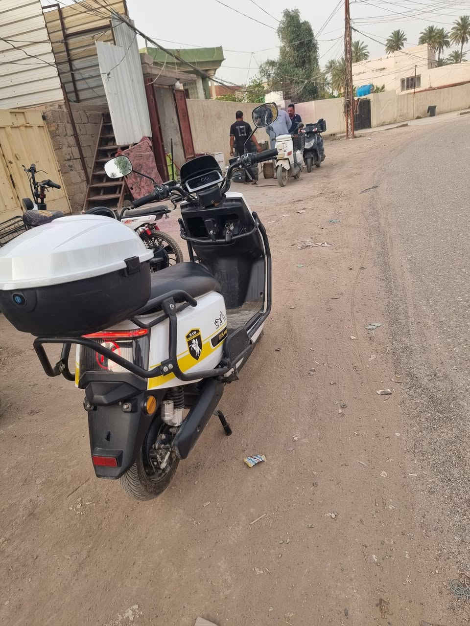 درجة شحن ساو نظيفه فول
٦بطاريه 
نضافه ١٠٠بل١٠٠ 
السعر ٦٠٠
العنوان باب الدرب قرب سواق الشمري 
رقم الهاتف ***********
