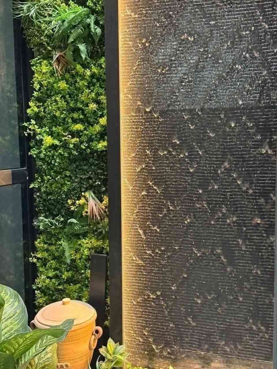 دار 150 متر للبيع واجهة 6 مدخلين 

واجهة مرمر أرضية مرمر

 كل دار يحتوي على هول صالة منور

مطبخ وخدمات  غرف نوم عدد4 سويتات 

حي الجهاد الضباط الفرع الاول 

عرض الشارع 20 م موقع جدا ممتاز 

للاستفسار ☎️ *********** واتساب او المراسلة واتساب
