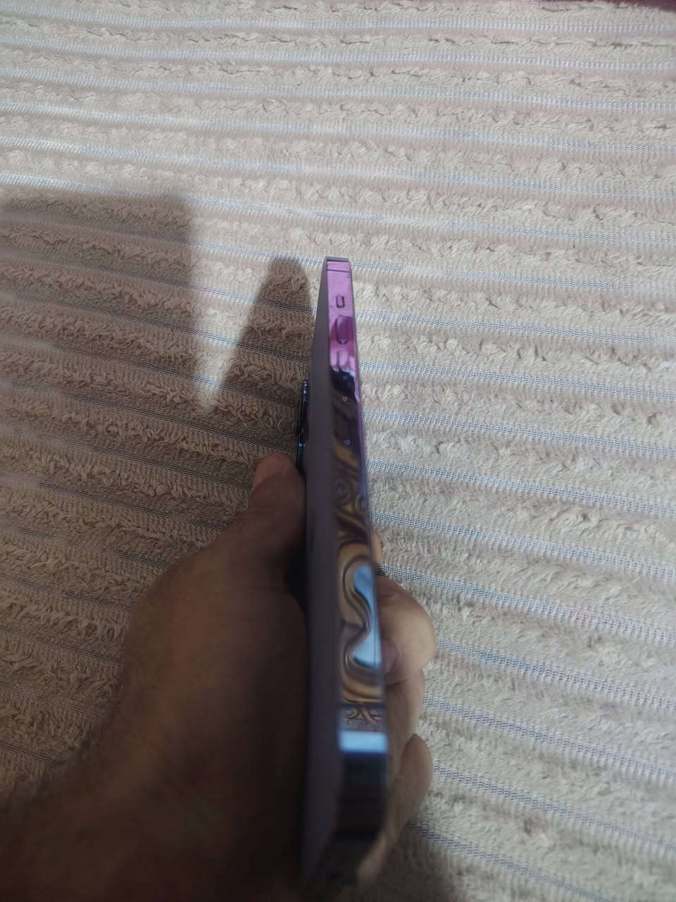 السلام عليكم ايفون ١٣ برو ماكس للبيع ذاكره ٢٥٦ مستبدل بطاريه فقط السعر ٦٥٠ الف العنوان الكوفه ***********
