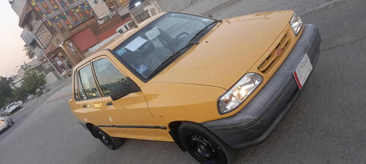 سلام عليكم سايبه موديل 2015 سياره جديده مكفوله من ضربه و صبغ مكينه و كير جدد تخم تاير جديد صدر اناني خلفي جديد بطن مدوشمه بل نواب تبريد ثلج تدفه مابيه لا خياس و لا صبغ ولا ضربه شواصي جدد مصفره هيه و غرامات مكاني بغداد مدينه الصدر سعر 45    ***********
