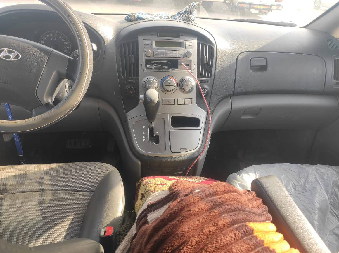 سلام عليكم ستاركس البيع  مديل ١٢ معلايه ٢٢ رقم بصره مكينه ١٢ سبلاين ول الشراي ينتصل بل رقم ***********
