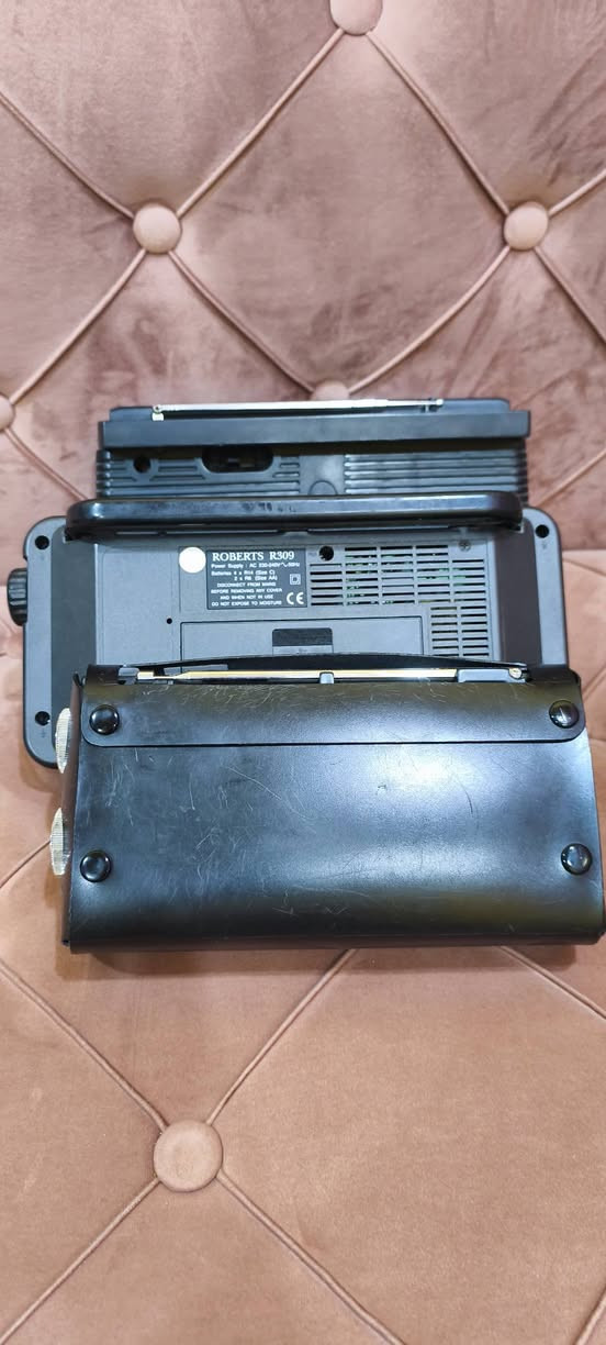 ابيع شلع 120 الف
راديويات نظيفة فول ماعدا القيثارة الاريل مو اله ترهيم
القيثارة 3 باتري كبير +كهرباء.. روبرتز 3 باتري وسط وكهرباء والاخير 2باتري كبير


**إذا كنت صاحب هذا الإعلان وتريد حذفه لأي سبب، رجاءا أرسل رسالة إلى الدعم الفني**