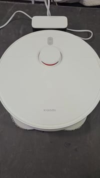 روبوت كنس ومسح • مكنسة روبوت