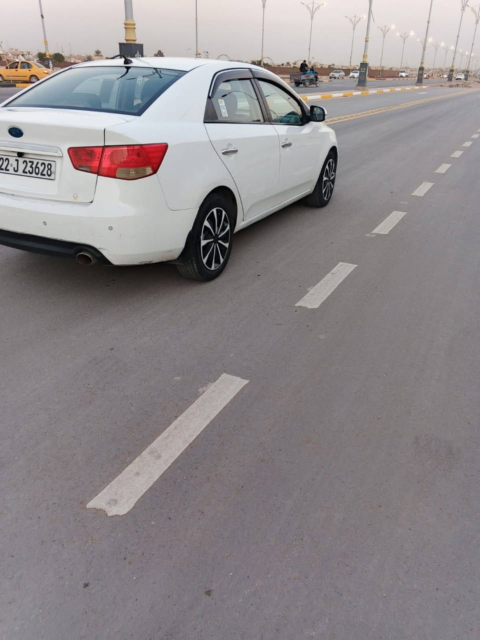 السلام عليكم سيراتو موديل 13 خليجي نص فول مواصفات شاشه كامره خلفيه حساست خلفي امامي شفتات ستيرن جهتين تحكم ستيرن جهتين مكينه وكير 1600 حداديه خلفي امامي جديده كهربائية فول شغال تبريد تدفه تخم تاير ويل كب سنويه الغايه 2027 ابسم كردي تريد تحويل او كاله سعر 93 العنوان كربلاء ***********
