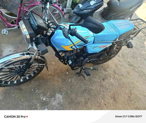 السلام عليكم دراجه إيراني موديل 2025كهربايات كاملة مكينة ما ممدود عليها سبانة العنوان بغداد كاظمية منطقة الطي السعر 800وبيهة مجال بصيط***********بي وتساب
