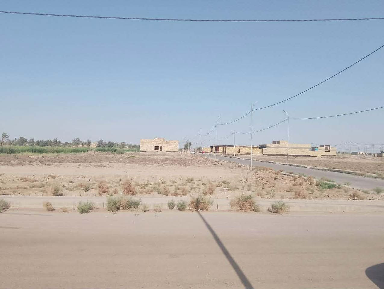 السلام عليكم الغوالي ... 
عرصه للبيع في مجمع الؤلؤه طريق الدغاره قرب مطعم واثق 
المساحه #280م 
خدمات كامله ماء كهرباء تبليط اناره ليليه 👍✅
#السعر_18 مع المجال 
للتواصل 
الاتصال على الرقم 
*********** علي تاميم ☎️
