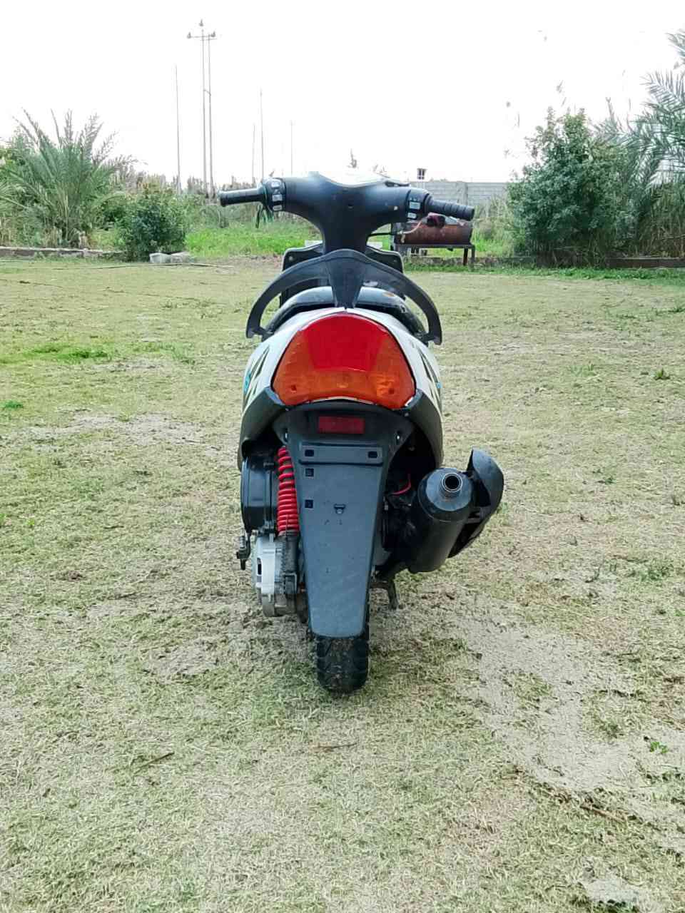 اسلام عليكم درجة ماكس عدلة يابانية اشاير سلف شغل تايرات جديد شلعة ومعدل مكينة ناعمة خير من الله مجفتة مرة فقط مكان واسط الحفرية السعر 400 بيهة مجال رقم ***********
