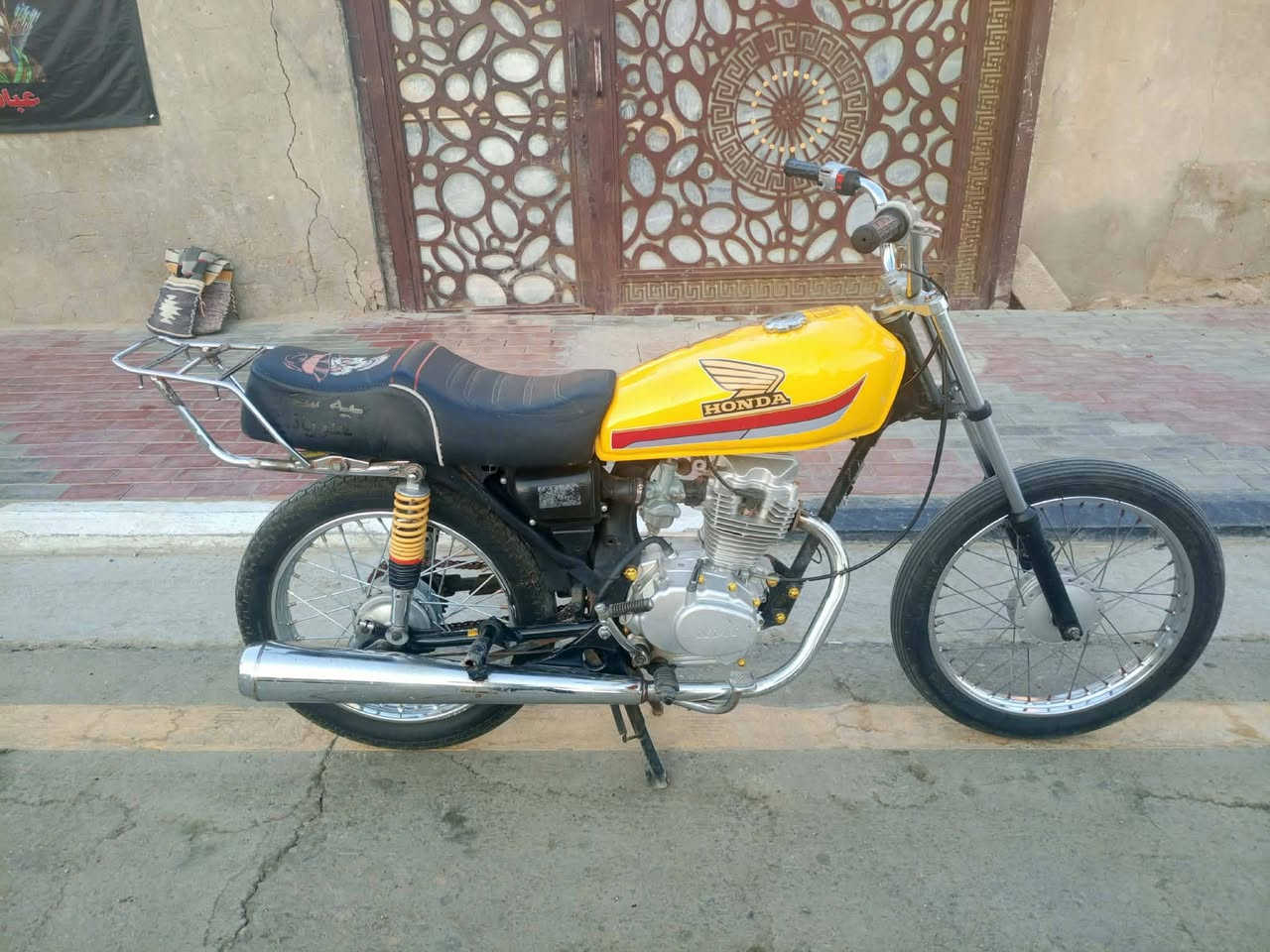 سلام عليكم دراجه للبيع نامه شلامجه موديل 22كلك رايته ب300وبيهه مجال حك الجيهه متواجد خاص


**إذا كنت صاحب هذا الإعلان وتريد حذفه لأي سبب، رجاءا أرسل رسالة إلى الدعم الفني**