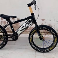 بايسكلات • أسود ٢٠ • أزرق ١٥