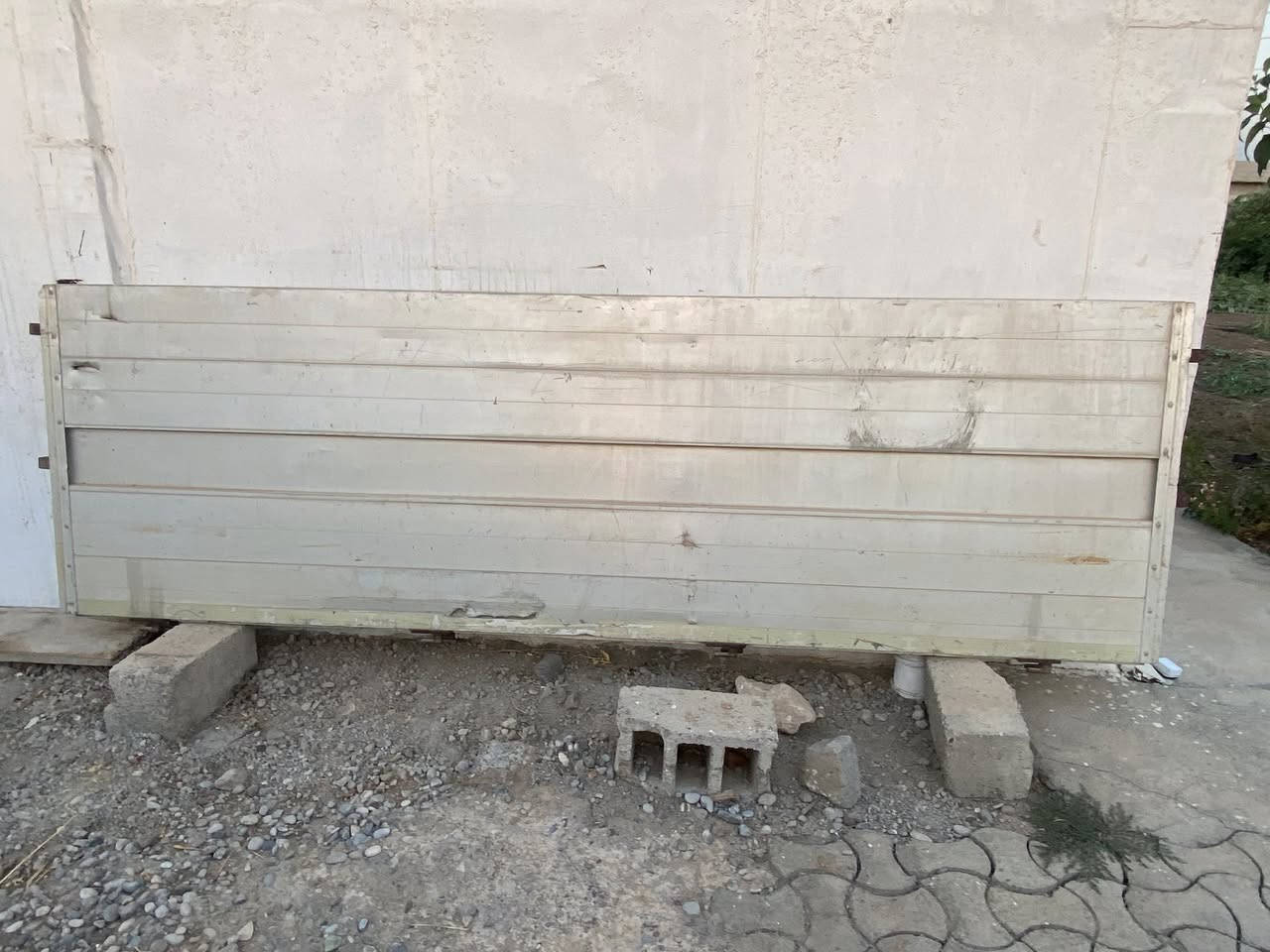 تاقم سه‌فحه‌ بۆ فرۆشتن به‌رزی یه‌ك مه‌تر
***********
***********
