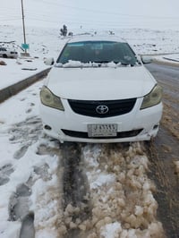 مكينة كورولا • شاشة آيباد • كراسي جلد