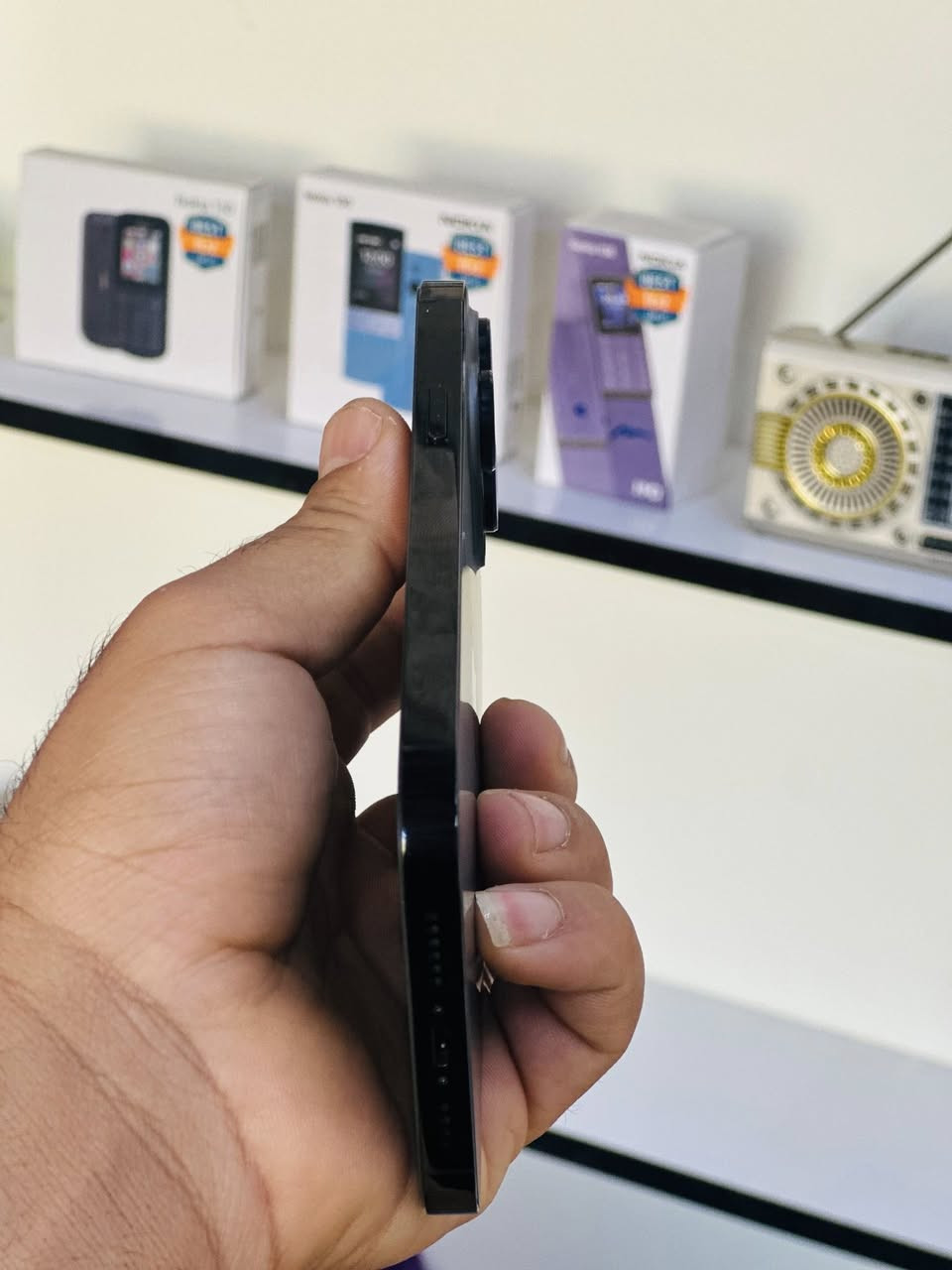 ايفون 14 برو ماكس شريحتيني ماستر بطاريته 96 معلايه مامبدل اي قطعه فقط ضهر مالته للبيع او مراوس البصره قضاء المدينه منطقه الرحمانيه مقابيل مدرسه التجدد تواصل ***********
