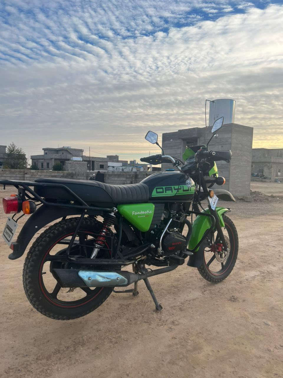 اسلام عليكم موطور دايوان 25 نضيف بعدو والله صارلو 20 يوم وسعرو مليون 450 وبي مجال لشراي نتراهم لتفاصيل  عل هاذه الرقم***********
