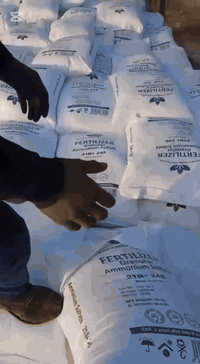 تم وصول كميات كبيرة #سماد 
<<#الإيراني 
درجه اولى 
#خشن 
بسعر تنافسي مناسب جدا   
  العنوان بابل الكفل
مقابل كراج بني مسلم 
جمله +++++++مفرد 
***********
***********
