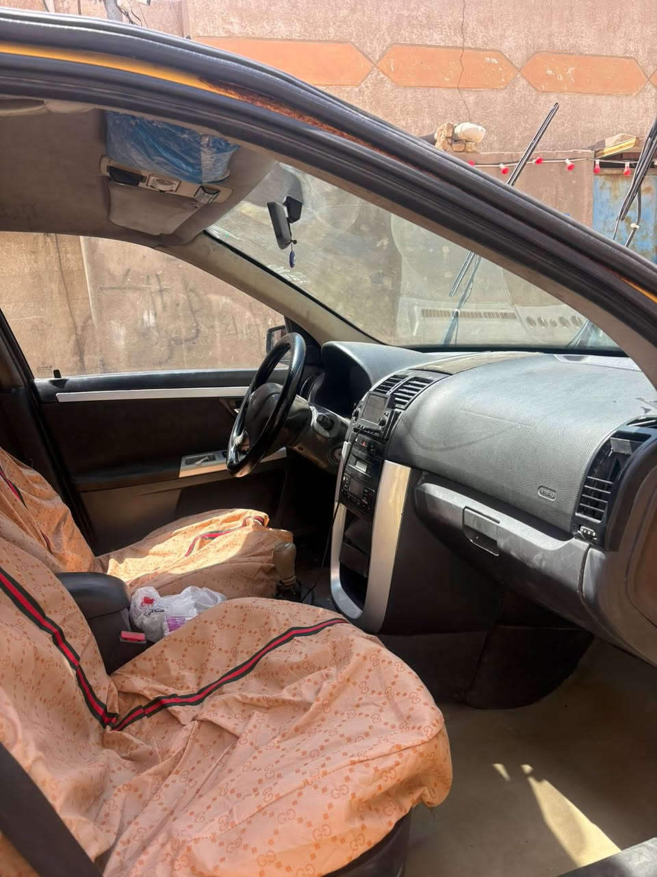 مديل ١٧ السياره مكينه كير بجيس تبريد شغال رقم بصره تحويل بيها دحجه يم قبق البنزين بيها لكاط خفيف كهربائيات كلها شغاله دواخل نضيفه برنكيتات سليمه باتري جديد السياره حلوه ناعمه كلش رايدها ٣٠ مكاني بصره ابي الخصيب ***********
