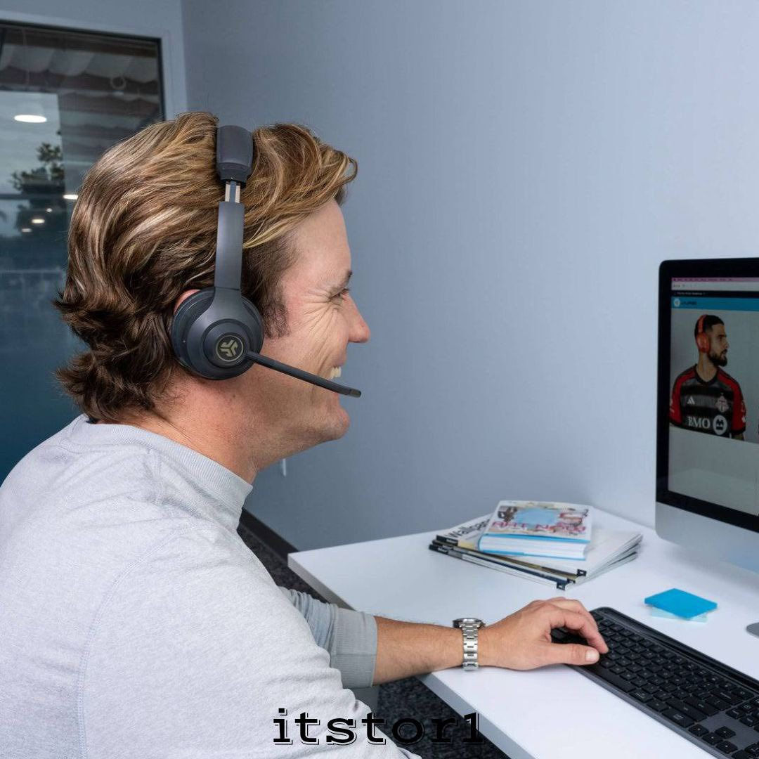 سماعة JLAB الأصلية - الخيار الأول للعمل والدراسة 🎧

المميزات:

 * اتصال مزدوج: شبك عبر البلوتوث أو قطعة الـ USB-C المرفقة (تشتغل على الحاسبة والموبايل بنفس الوقت).

 * مايكروفون احترافي: صوت واضح جداً في المكالمات مع خاصية كتم الصوت السريع.

 * بطارية عملاقة: تشغيل مستمر لأكثر من 45 ساعة.

 * راحة تامة: وسادات ناعمة مصممة للاستخدام الطويل بدون تعب.

 * شحن سريع: منفذ Type-C متطور.

للحجز: أرسل رسالة إلى الخاص (Direct) 📥

#عرض_خاص #ستاند #سيلفي #تخفيضات #تصوير 

#سعرها ٢٥ الف

#توصيل ٥ الف


**إذا كنت صاحب هذا الإعلان وتريد حذفه لأي سبب، رجاءا أرسل رسالة إلى الدعم الفني**