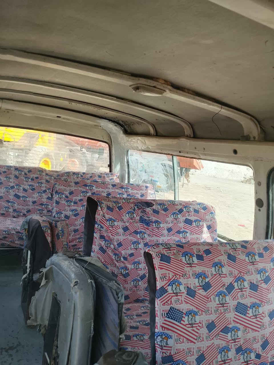 السلام عليكم مازده موديل ٩٥ نكليزلي بسمي سنويه ٢٨ سياره جاهزه حداديه تخم تاير مكينه ٣٠٠٠ بريجو سياره حلوه ب٦٠ وبيه مجال  
*********** المكان الناصريه أبو زيوني البدري
