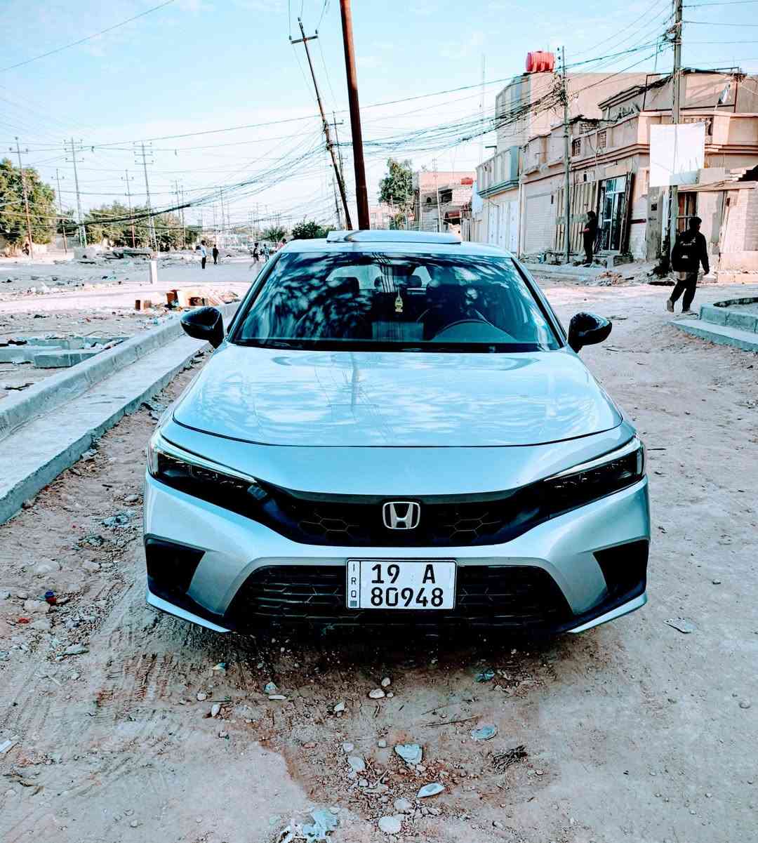 السلام عليكم لبيع سيفك 24 هاتشباك
محرك 2000 حادثه موضحه بصوره رقم كربلاء بسمي ماشيه 33 
السعر 150 وبيه مجال 
***********
