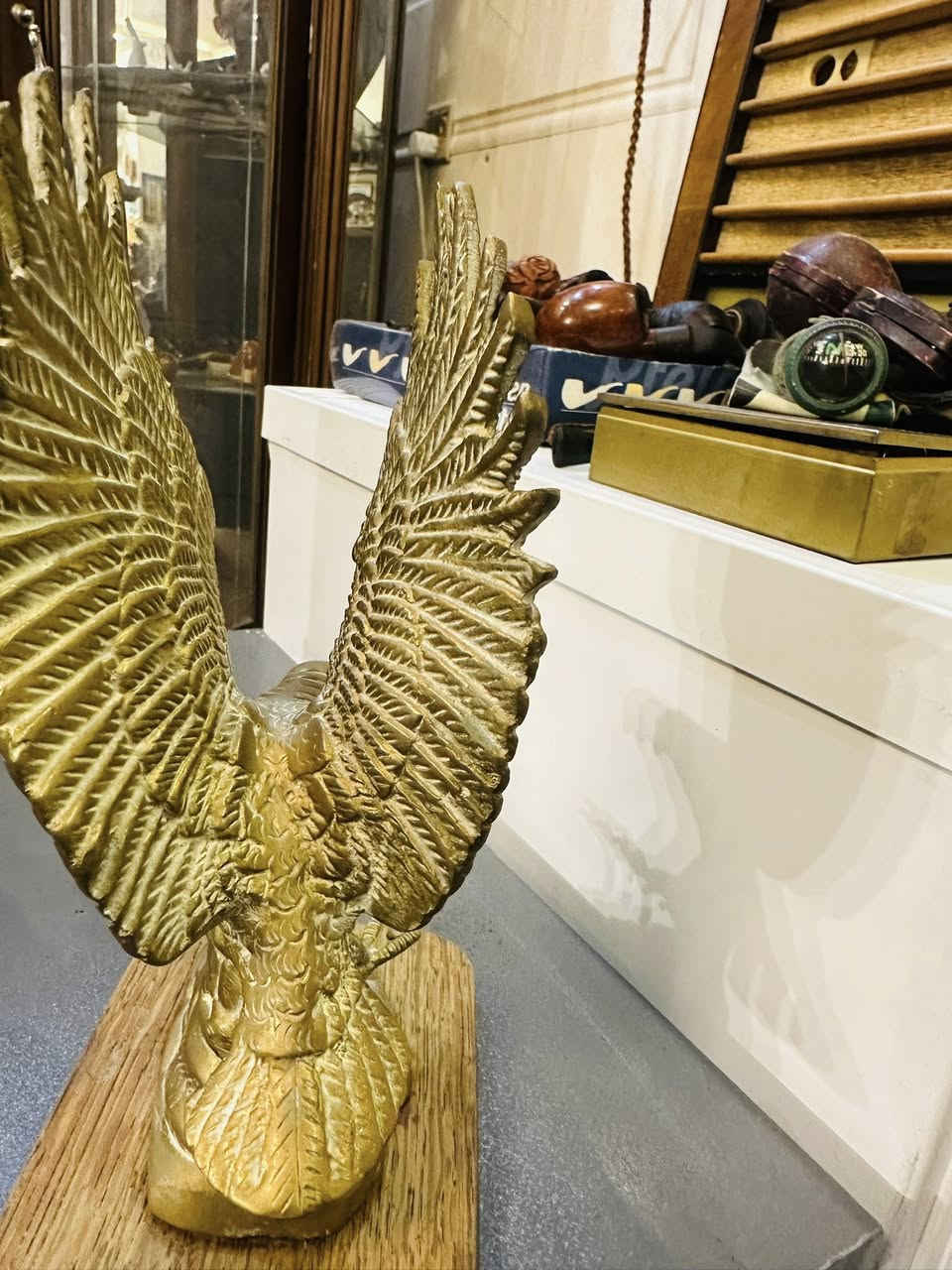 نسر نحاس ارتفاع 20 سم وزن ا كيلو
*********** واتساب المحل في السليمانية يوجد توصيل
