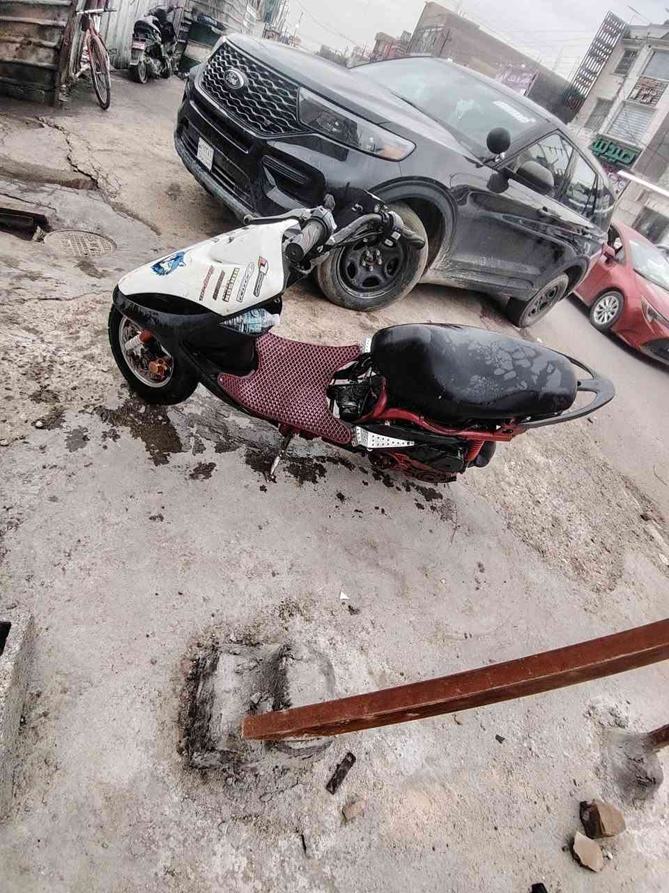 سلام عليكم للبيع دراجه ماكس مال العب بلاديه شلعه ومعدل دارجه شغاله نكره سلف بكاني بغداد البياع شراي يخابر *********** سعر ٤٥٠ وبيهه مجال خاص ماجاوب
