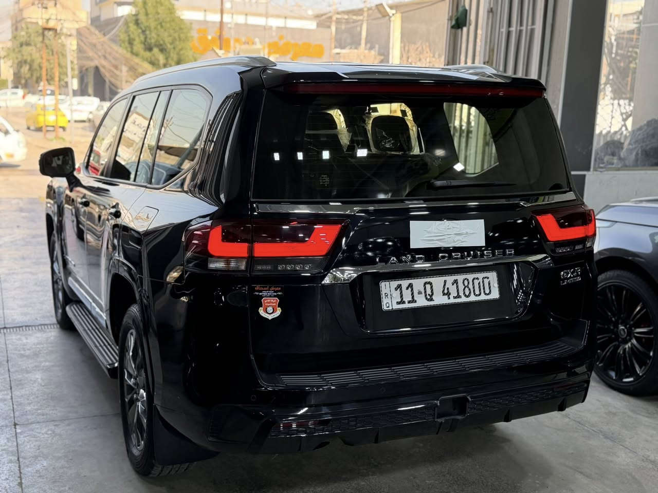 السلام عليكم 
لاندكروز 2024 GXRلمتدد داخل احمر
مكينة 4000 تنفس طبيعي 
السياره ماشية 4 الاف كيلو متر 
فول مواصفات 4 كامرات
مكفولة كفالة عامة 
رقمها مرتب حلو 
سعرها:71.500 الف دولار وبيها مجال 
للاستفسار:
***********
***********
مكانها معارض النهصة شركة اللامي
