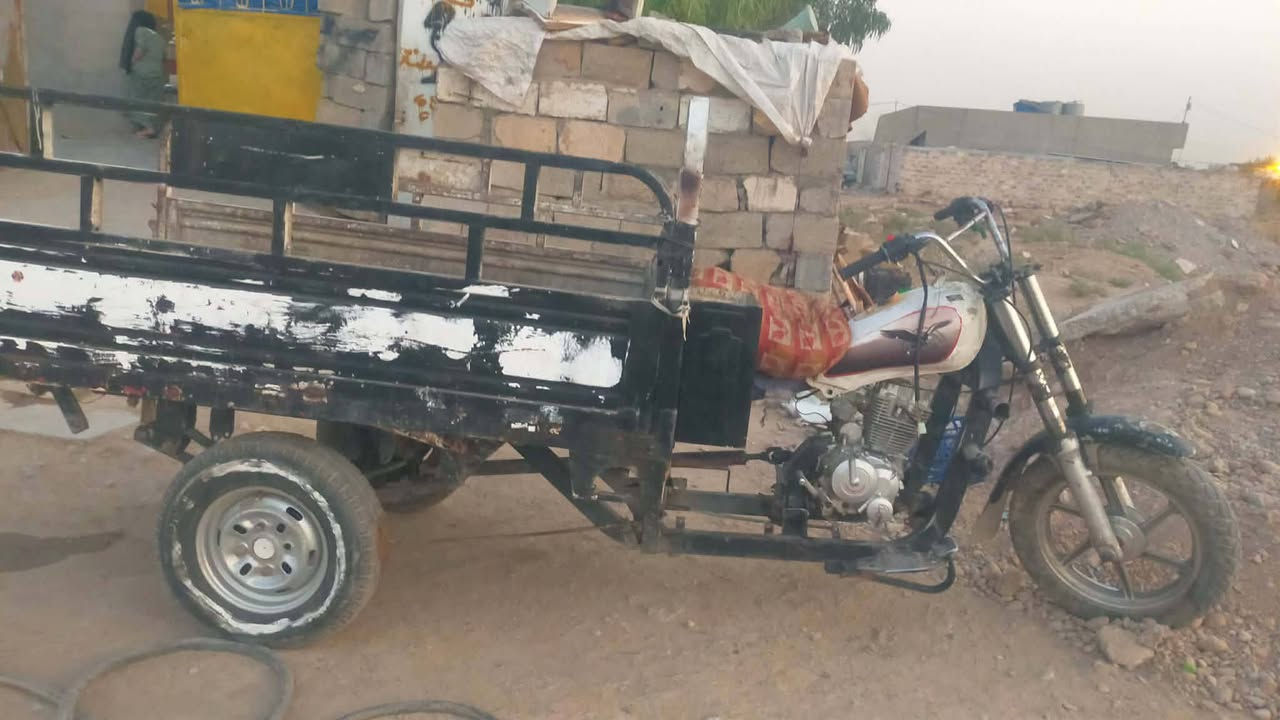 السلام عليكم ستوته للبيع موديل 13 محرك 22 صفر مكاني كركوك بنج علي شراي اتصل ***********
