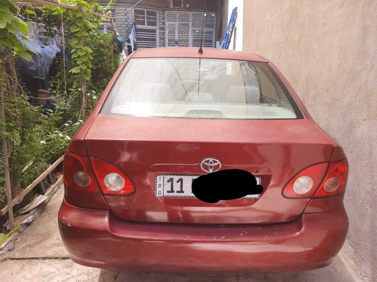 مصبوغة عام بسبب جراد . مكينھ وكير جيدة و تبريد شغال . تايرات جيدة صدر وحدادھ جيدة . ضربة جاملغ عكس السائق . وارد امريكي
للتواصل عن طريق الھاتف فقط : ***********  
٧٨ والسعر بي مجال بغداد, العراق
