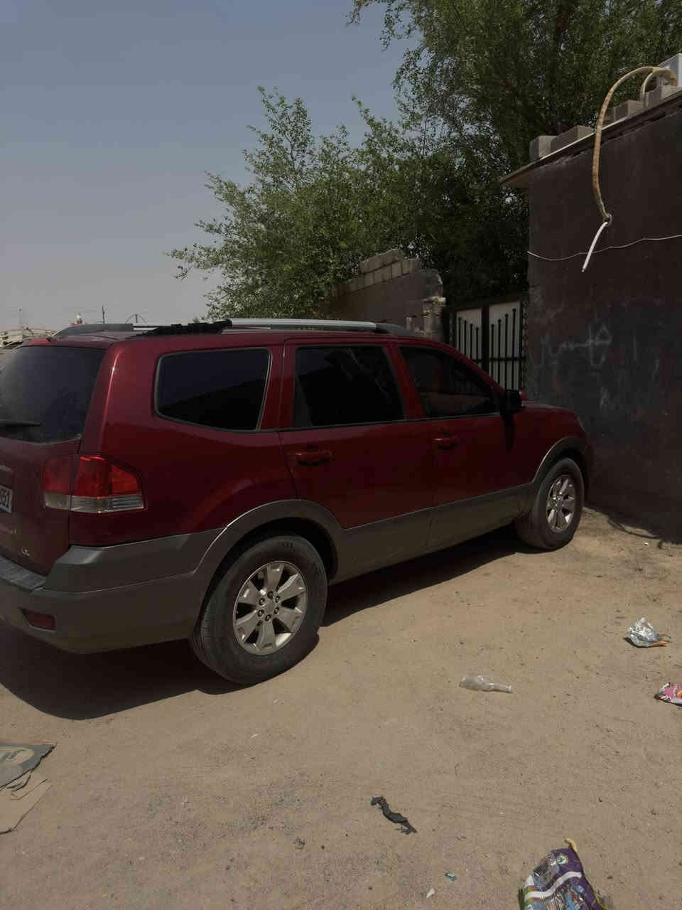 سلام عليكم كيا موهافي البيع سيارة مصبوغه حزام وبيها طخات بسيطه تبريد شغال حداده تايرات جاهزه سعر السيارة 99وبيها مجال بسيط  مكان السيارة بصرة ام قصر رقم الهاتف ***********
