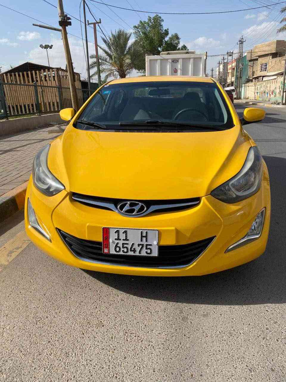 السلام عليكم عندي النترا اجره رقم بغداد مديل 2016 حادثه جاملغ وباب جهة السائق طاك ايرباك ستيرن فقط السيارة جاهزه من كل النواحي السعر 102 وبيه مجال 
الاتصال ع الرقم (***********) بغداد, العراق
