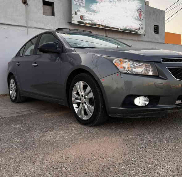 سلام عليكم كروز ٢٠١٨ كص جنطة متؤمة طبق الاصل  سنوية عضم عاج السيارة فووول الفول فتحة بصمة جلد احمر بلادي. ويل كب حساسات شاشة  السيارة نقص برغي مابيهه  واحلى من الصور السعر ٤٧  مجال شي بسيط مكانهه بغداد  ***********
