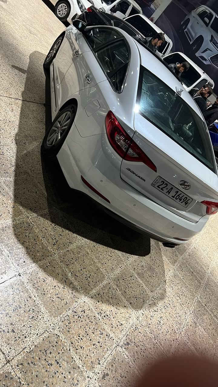 السلام عليكم للبيع سوناتاموديل 2017امريكي فول موصفات بيها جاملغ والحلفه مالبنيد بدون دواخل ماشيه 120الف كيلو مترالسعر 125وبيها مجال بصيط مكان السيارة أربيل ***********
