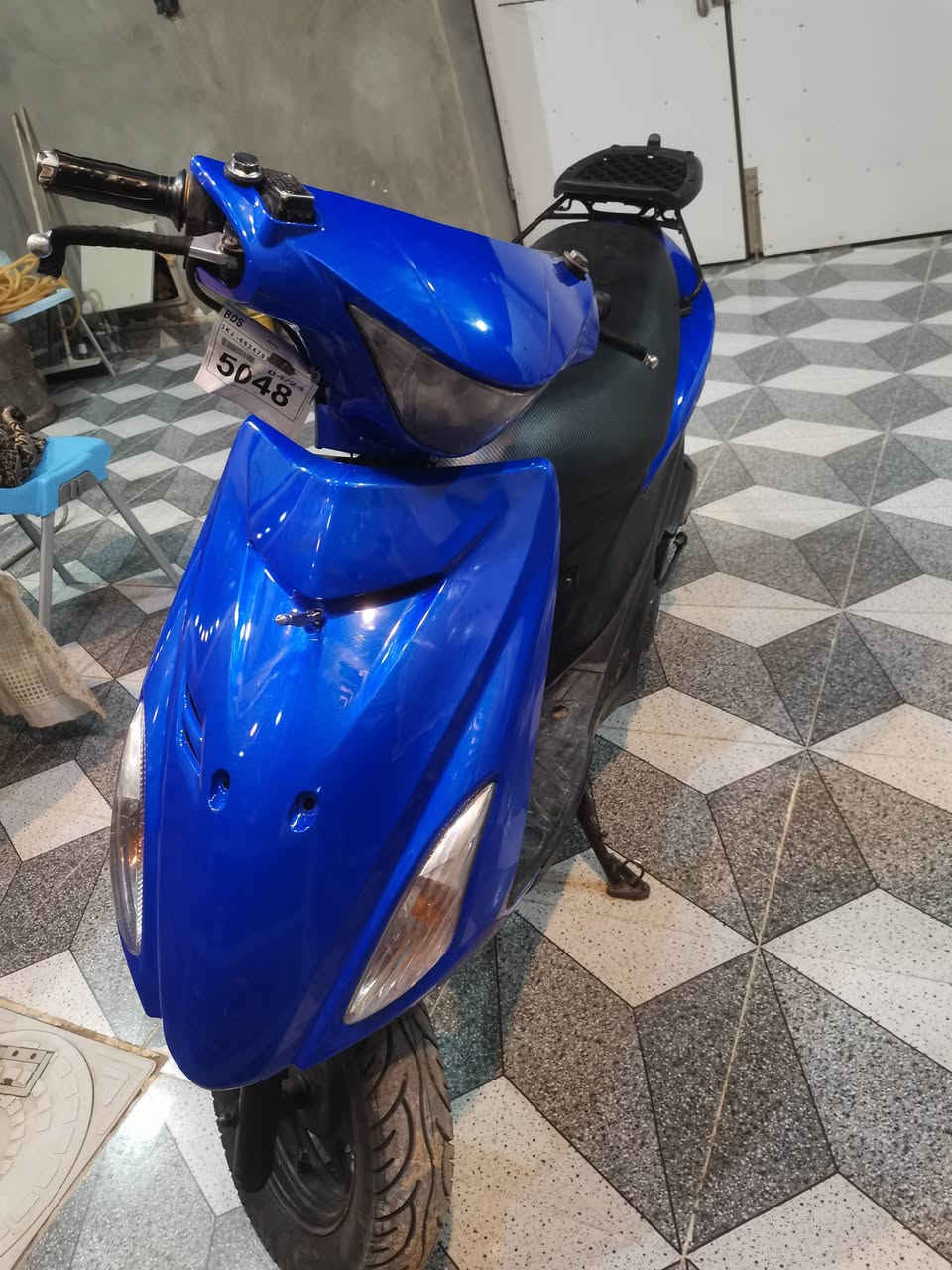 دراجة ادرس ياباني مفتوحة مرة وحدة شغالة الدراجة سلف هندر  وكاملة ما ناقصهة شي دراجة شلعة ومعدل تايرات جدد زوج للبيع ب600وبيهة مجال وتدللون
المكان الهورة ***********
