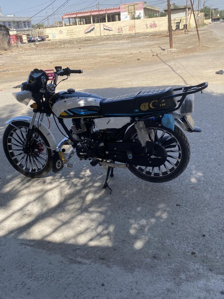 سلام عليكم سيفان ٢٥ دراجة زيرو مصار سبوعين نازلة مكفولة من كلشي بصمتين سويجين شاشة عرض سعرها ٧٧٥وبيهامجال حك جية مكاني ديالى خالص هبهب ***********
