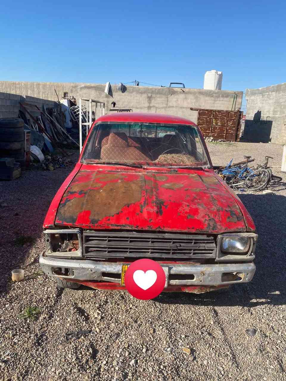 للبيع تيوتا بيكم ٨٢  *********** مكاني ديالى جلولاء رقم واسط سنويه عضم عاج تحويل مباشر كير محرك اكسن شاصي بشرط     سعر ٢٢ وبيه مجال للطبين
