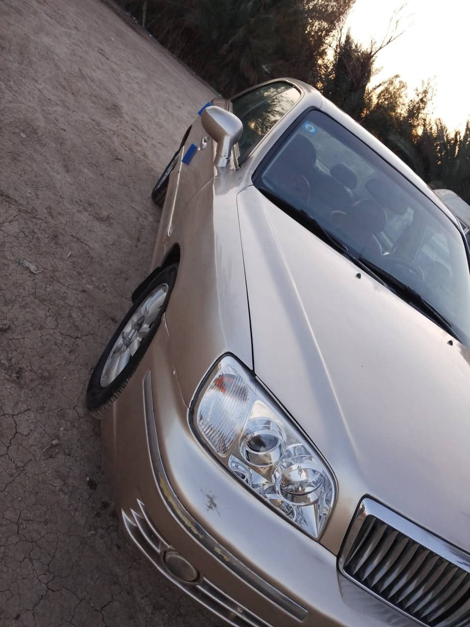 السلام عليكم من رخصت لادمن المحترم هنداي سوناتا كرانت موديل 2005مصبوغه عام جماليه محرك كير حداديه كرهبائيات كله جاهزه رقم بابل محرك 3500تبريد وارد امريكي حادث جملغ وباب السعر 63وبيه مجال رقم ***********
