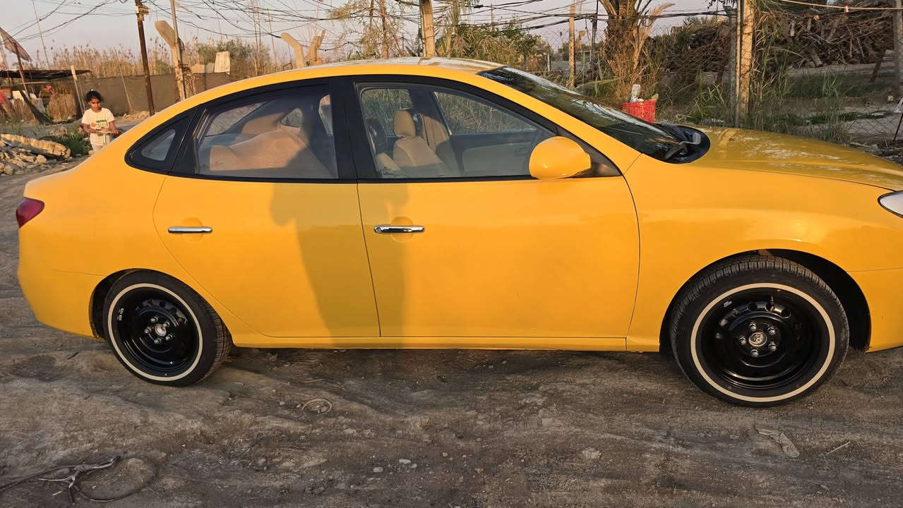 سلام عليكم للبيع الانتره خليجيه موديل8 رقم نجف بسمي سنويه لل30 مصفره هيئه وغرامات مكينه 1600 كفاله عامه مكينه كير تبريد حداديه تخم تاير الصياره شرط احله من الصور السعر 98 وبيه مجال مكان السياره ديوانيه رقم *********** //***********
