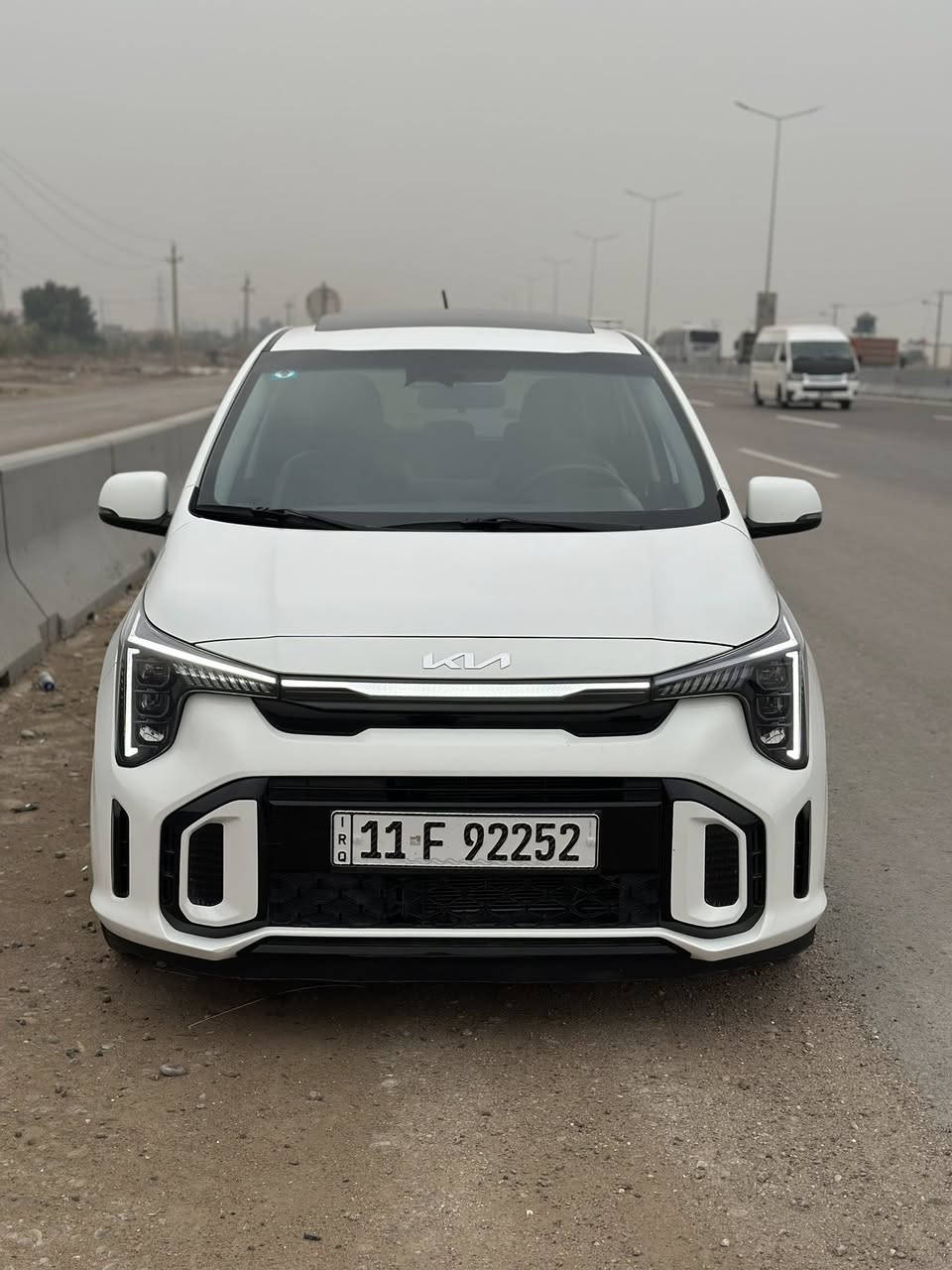 السلام عليكم كيا بيكانتو 2025 بعدها زيرو ماشيه 4 الاف مواصفات جيتي لاين فتحه بصمه لد امامي خلفي رادارات تثبيت سرعه مخلصه مواصفات ويل 16 رقم بغداد باسمي محرك 4 سلندر المرغوب بيها صبغ شويه بالجاملغات الاماميه بدون ضربه بدون فتح 
السعر 130 
مكاني بغداد
الرقم ***********
